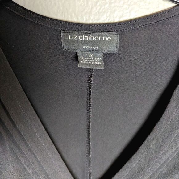 Liz Claiborne Black Stretch Jersey V-Neck Cap Sleeve Blouse Top 1X / 2X - Picture 4 of 5